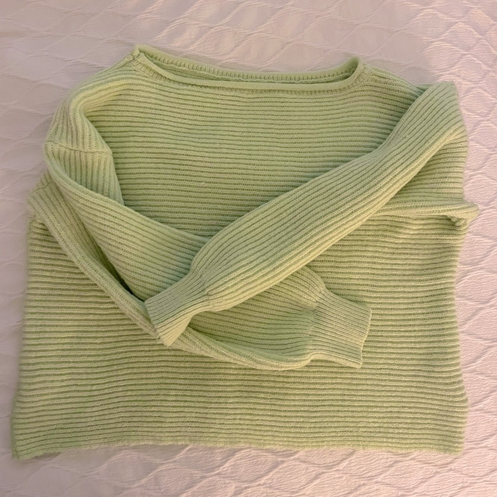 Light green sweater